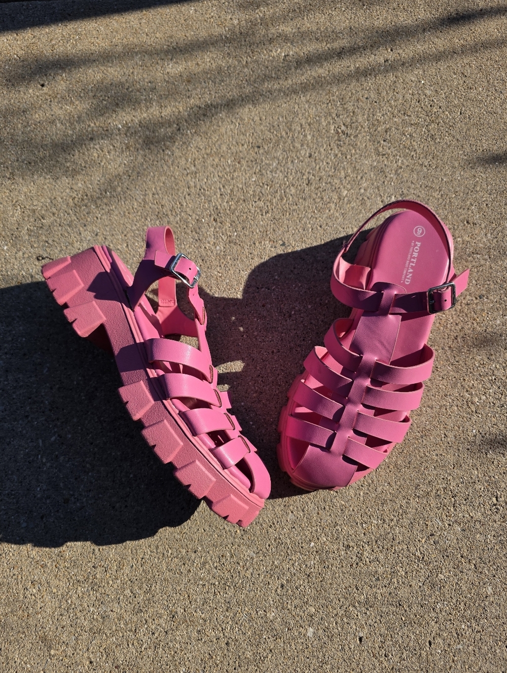 Pink Gladiator Fisherman Rugged Bottom Strap Sandals Women Sz 9 The Portland - Picture 1 of 8
